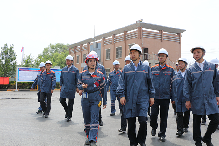 市委书记李宽端到南宫国际化工调研清静环保事情