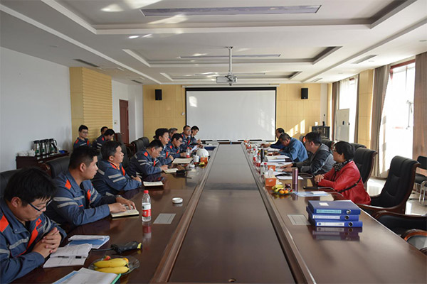 喜报|石化公司“高度重视，，，从严落实”顺遂升级为危险化学品清静生产标准化二级企业