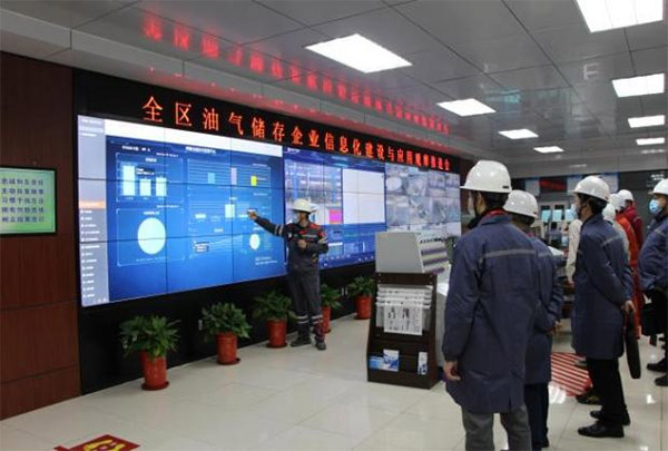 ac6a05d974fe4a96882f79cb662f2c72