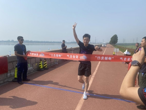 5a9d409cfb5f4369acc2451dcf51784c