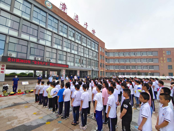 609ffe136fb44d4f9adfdec4a256545d