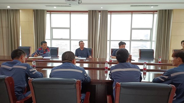 40f60a61ff2345499c649105e59426df