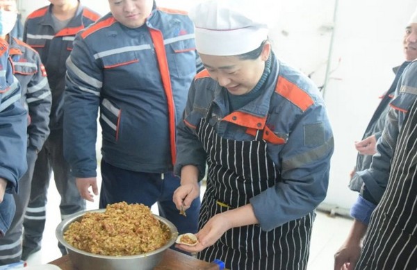 山东南宫国际石化有限公司 组织小年“喜迎新春·快乐包饺”活动