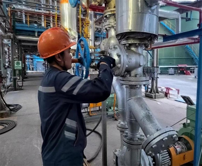 ebfd3afa17e6449d8f7ad99b9c353234