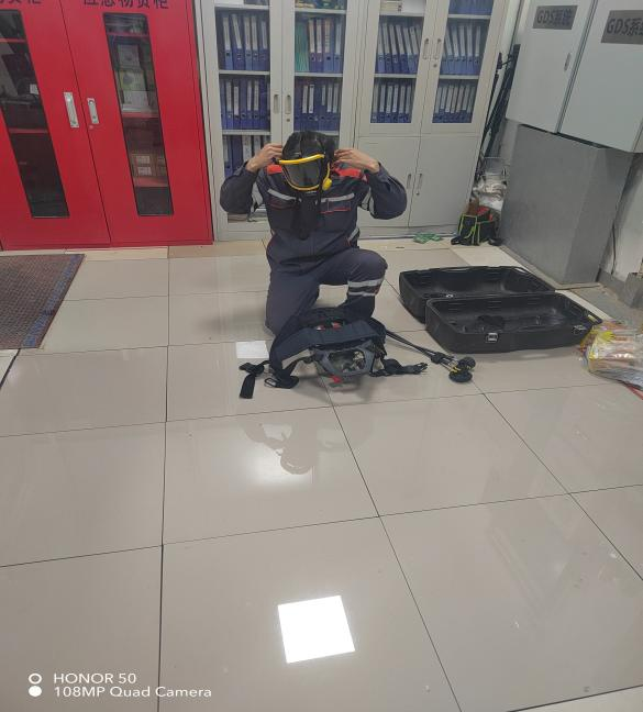 5daa25fca5984d60bd7cca0e1b3f9e35