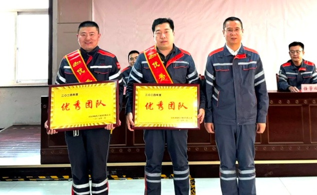 fa80ee83a0884341a1ec6040d515f942