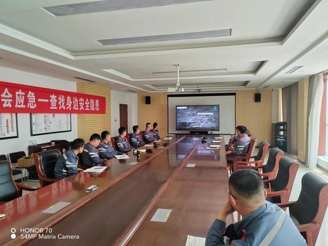 3a9722b57a1a4df8a6a7d71ac815bbf8