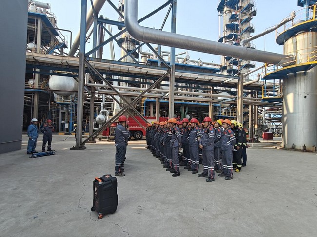 1238b097b8ab477da5d17f679d0e54ec